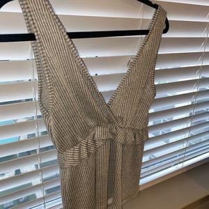 Gray and white stripe new tank